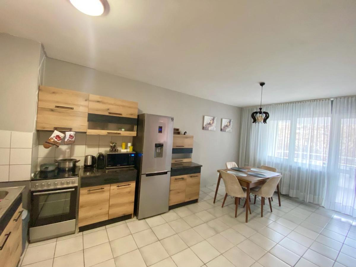 Spacious Apartment Next To South Park Просторен Апартамент До Южен Парк Top Location Sofia Ngoại thất bức ảnh